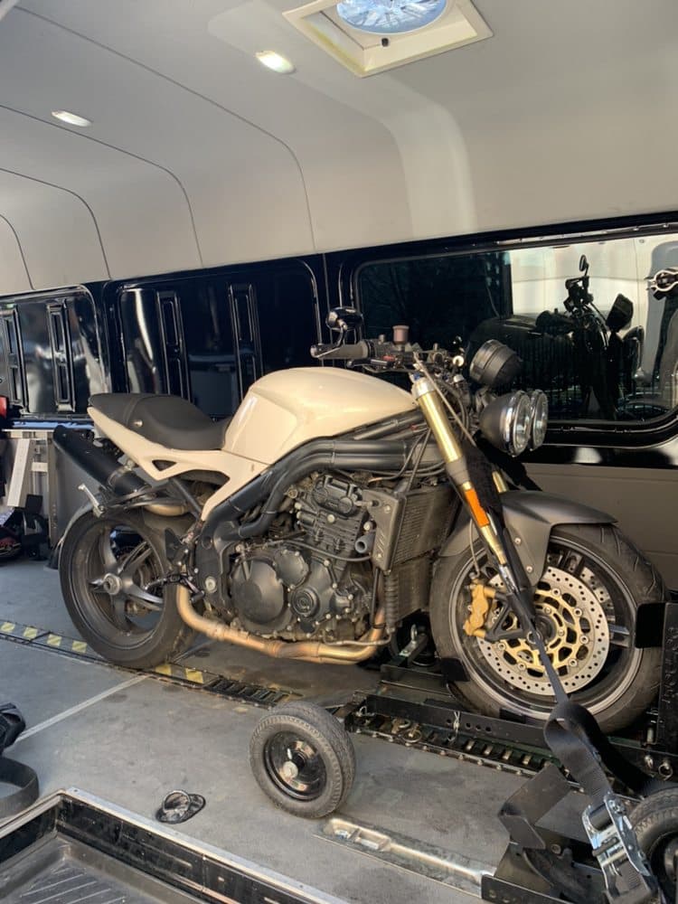 Toolboxing & Recovery Support motorcycle transport service